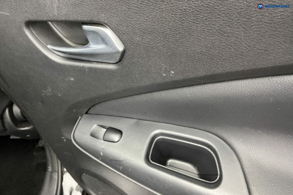Nissan Juke Tekna Manual Petrol SUV - Stock Number (1643944) - 27th supplementary image