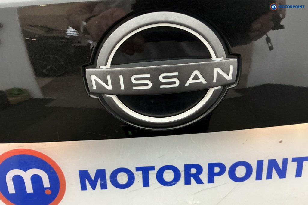Nissan Juke Tekna Manual Petrol SUV - Stock Number (1643944) - 32nd supplementary image