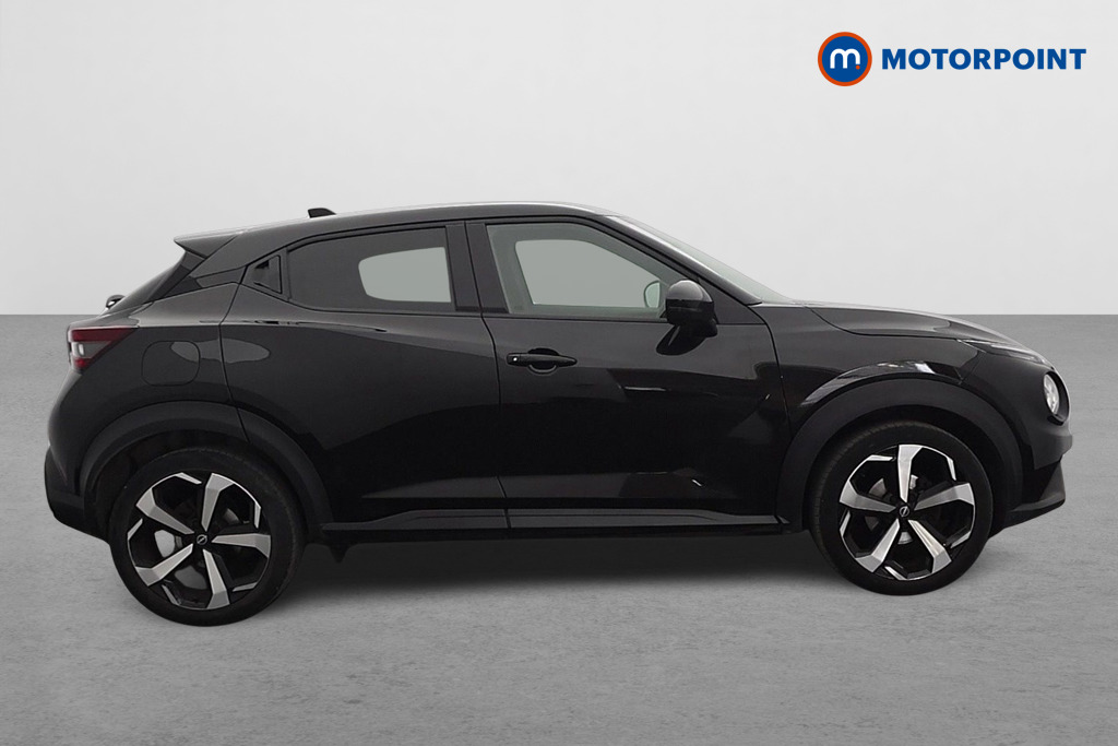 Nissan Juke Tekna Manual Petrol SUV - Stock Number (1643944) - Drivers side
