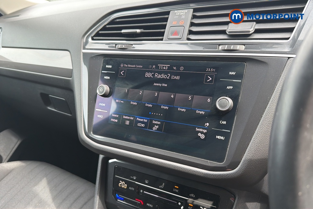 Volkswagen Tiguan Allspace Life Automatic Petrol SUV - Stock Number (1644132) - 8th supplementary image