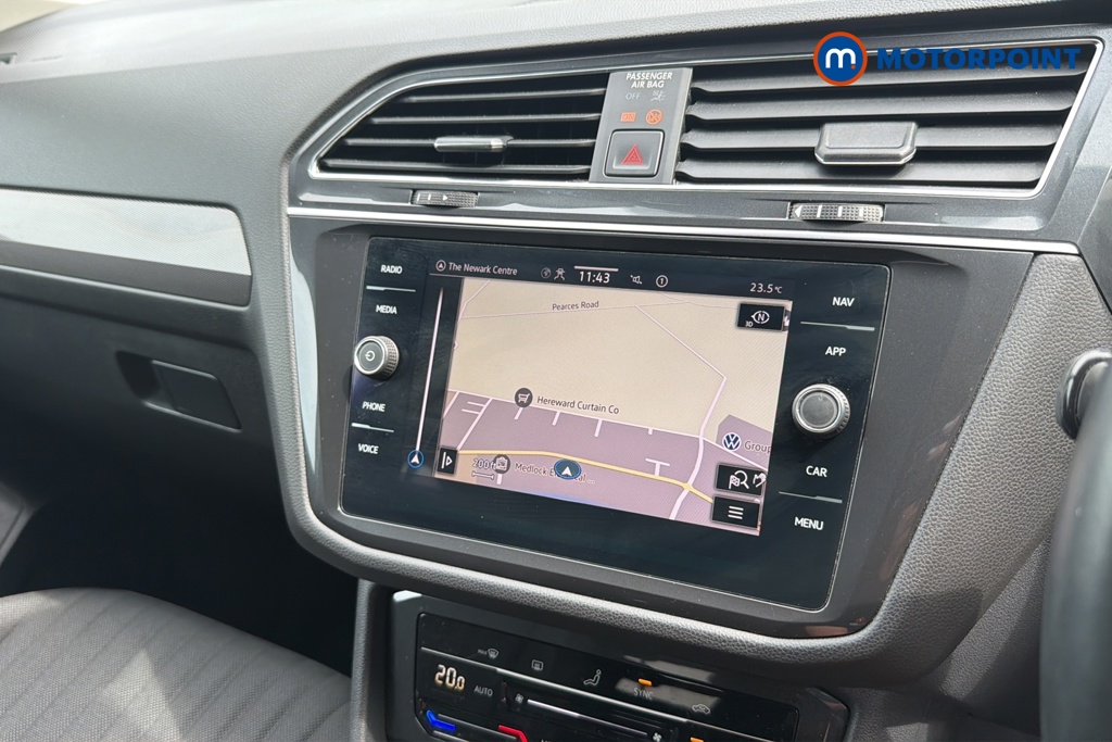 Volkswagen Tiguan Allspace Life Automatic Petrol SUV - Stock Number (1644132) - 9th supplementary image