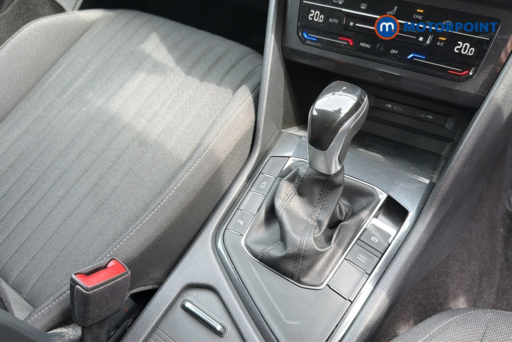 Volkswagen Tiguan Allspace Life Automatic Petrol SUV - Stock Number (1644132) - 15th supplementary image