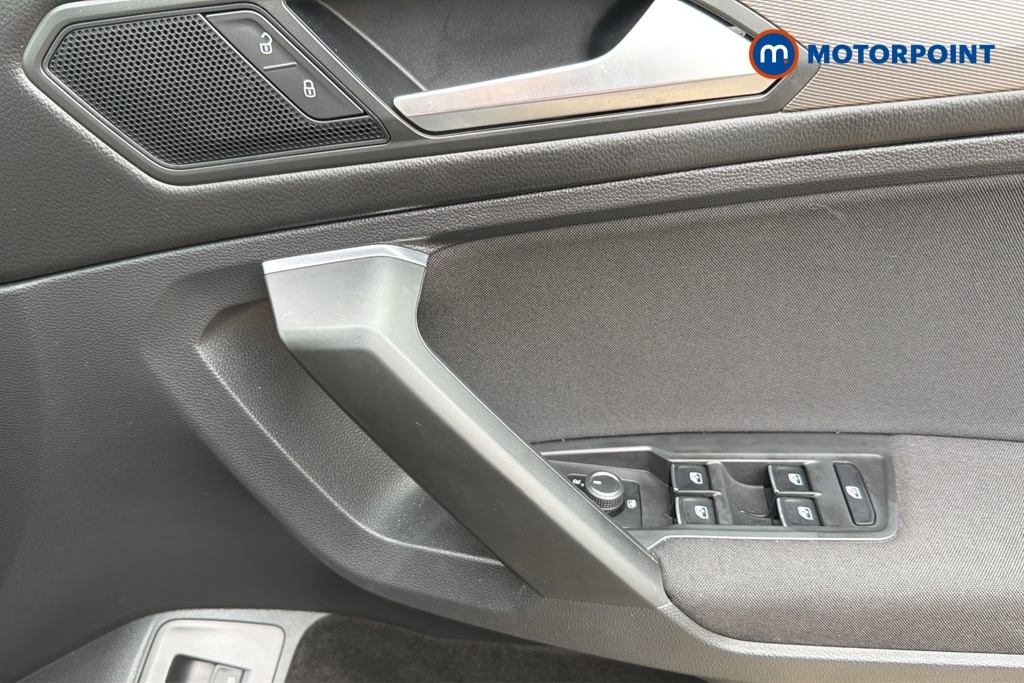 Volkswagen Tiguan Allspace Life Automatic Petrol SUV - Stock Number (1644132) - 19th supplementary image