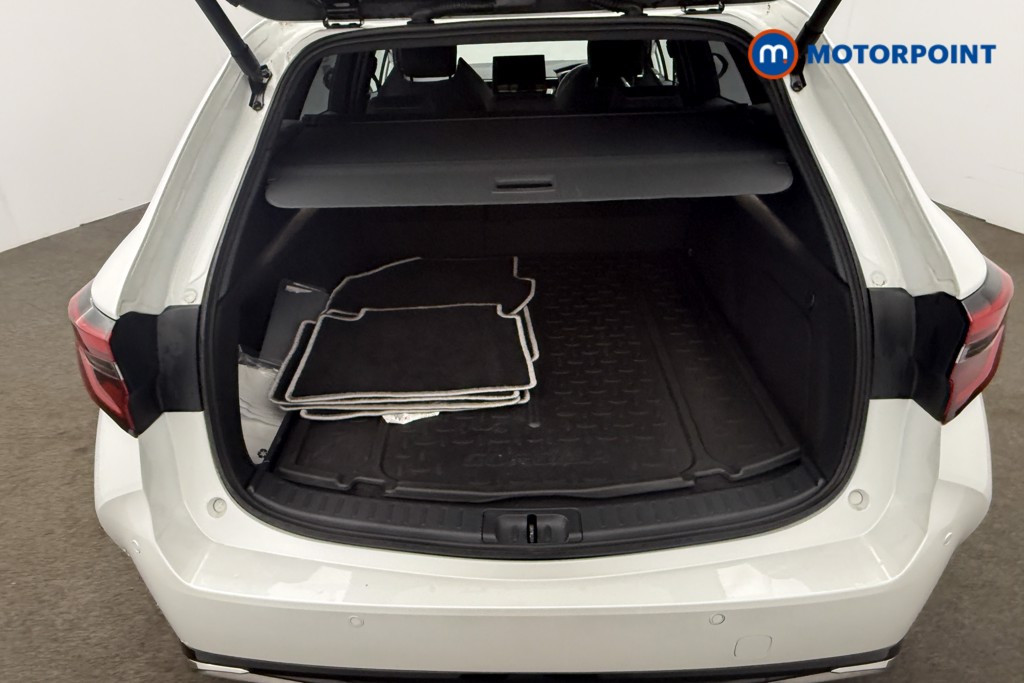Toyota Corolla Excel Automatic Petrol-Electric Hybrid Estate - Stock Number (1644225) - 5th supplementary image