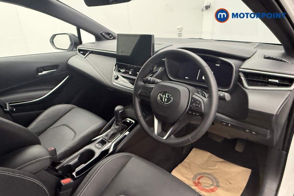 Toyota Corolla Excel Automatic Petrol-Electric Hybrid Estate - Stock Number (1644225) - 6th supplementary image