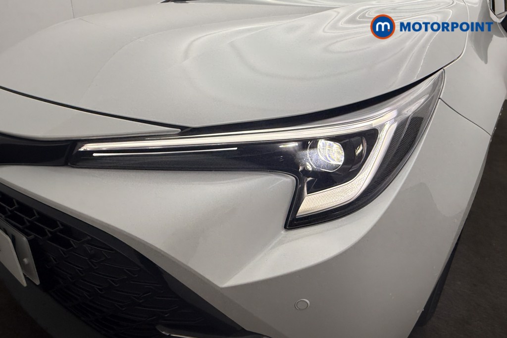 Toyota Corolla Excel Automatic Petrol-Electric Hybrid Estate - Stock Number (1644225) - 21st supplementary image