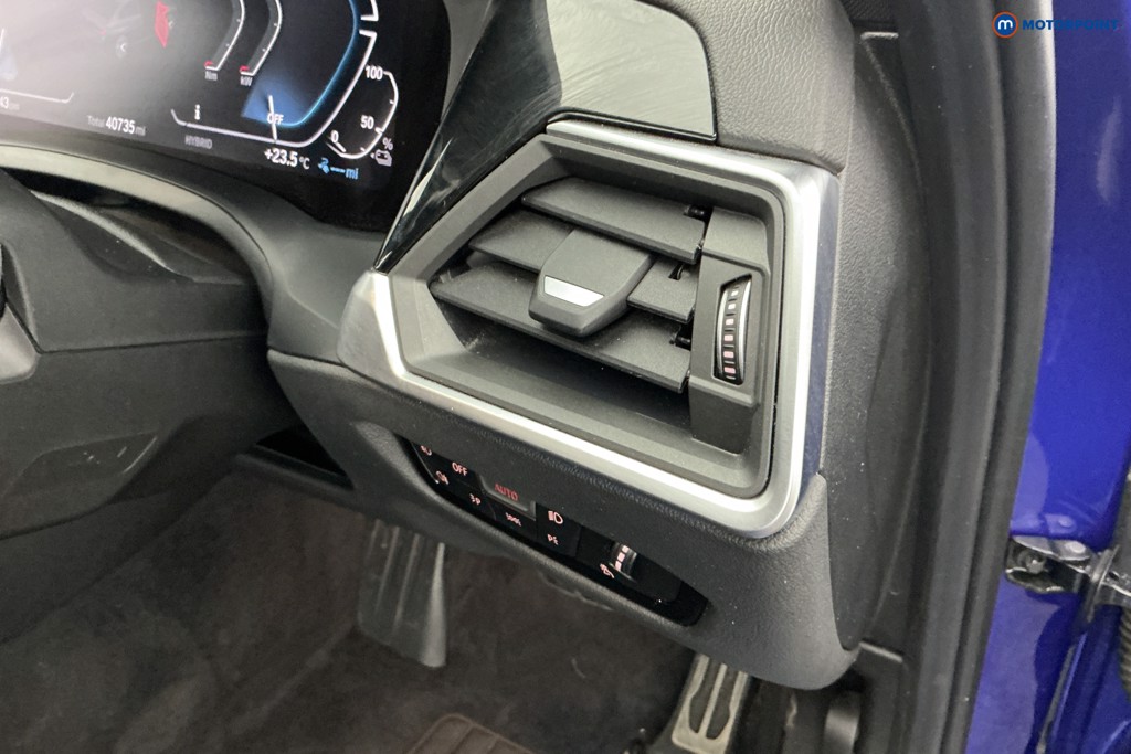 BMW 3 Series M Sport Automatic Petrol Plug-In Hybrid Saloon - Stock Number (1644399) - 21st supplementary image
