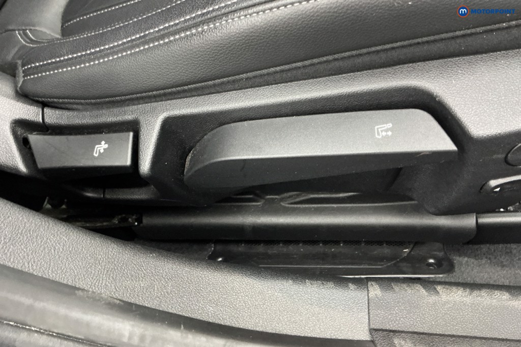 BMW 3 Series M Sport Automatic Petrol Plug-In Hybrid Saloon - Stock Number (1644399) - 22nd supplementary image