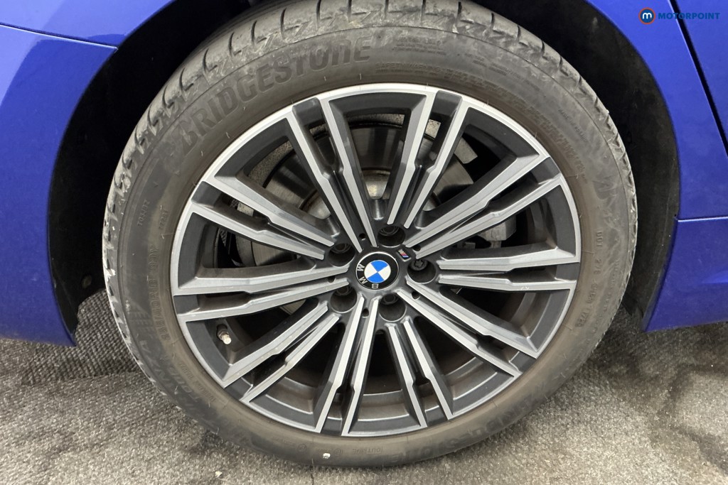 BMW 3 Series M Sport Automatic Petrol Plug-In Hybrid Saloon - Stock Number (1644399) - 29th supplementary image