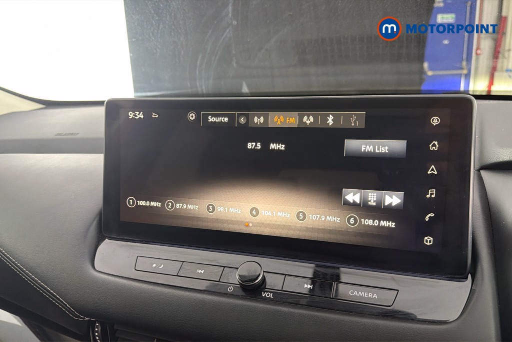 Nissan Qashqai N-Connecta Automatic Petrol-Electric Hybrid SUV - Stock Number (1644551) - 9th supplementary image
