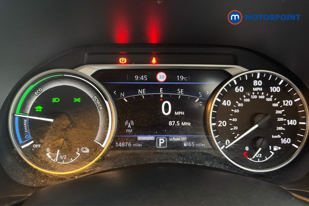 Nissan Juke N-Connecta Automatic Petrol-Electric Hybrid SUV - Stock Number (1644574) - 8th supplementary image