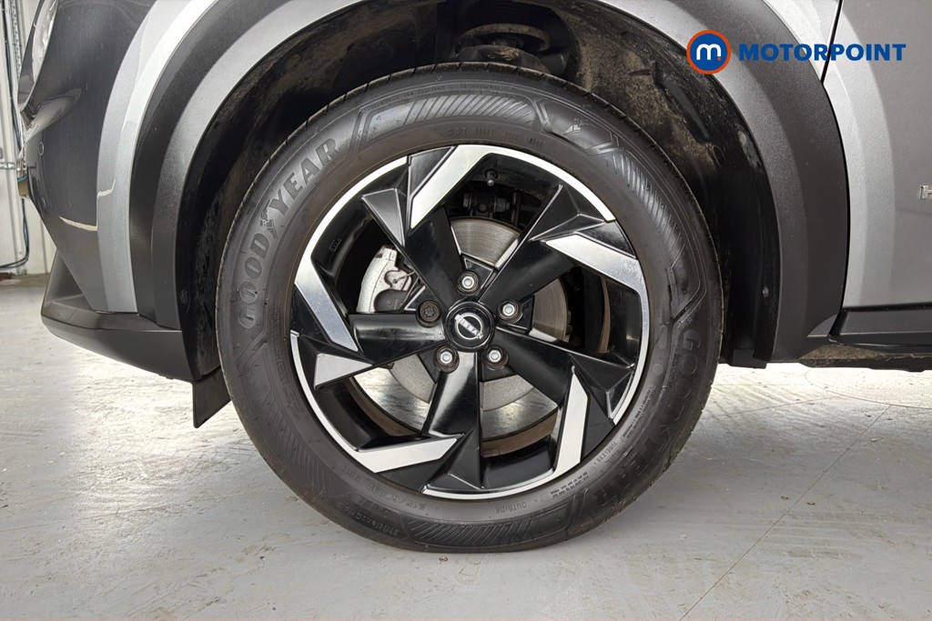 Nissan Juke N-Connecta Automatic Petrol-Electric Hybrid SUV - Stock Number (1644574) - 47th supplementary image