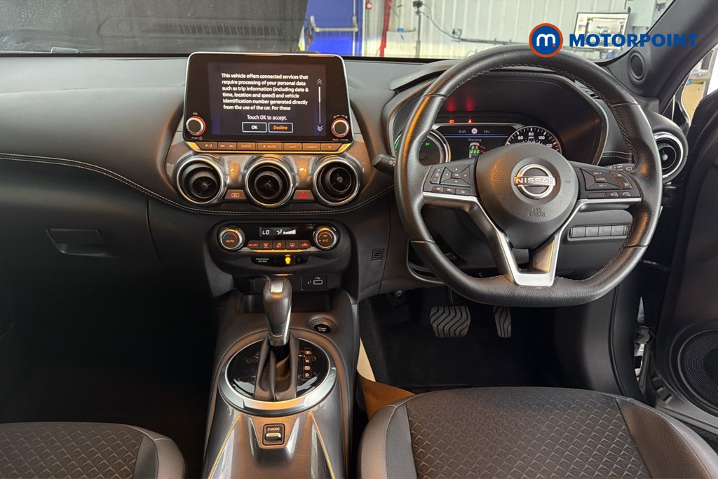 Nissan Juke N-Connecta Automatic Petrol-Electric Hybrid SUV - Stock Number (1644574) - 1st supplementary image