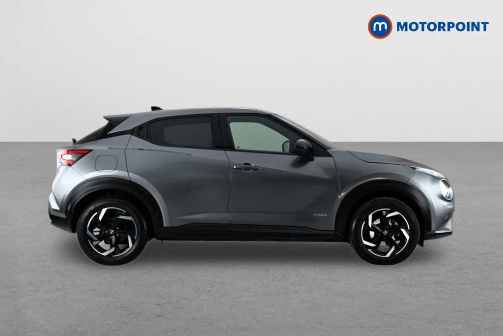 Nissan Juke N-Connecta Automatic Petrol-Electric Hybrid SUV - Stock Number (1644574) - Drivers side