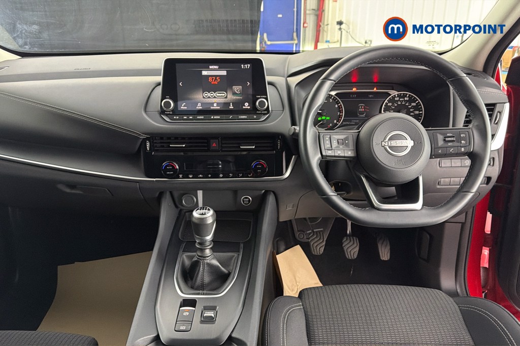Nissan Qashqai Acenta Premium Manual Petrol SUV - Stock Number (1644585) - 1st supplementary image