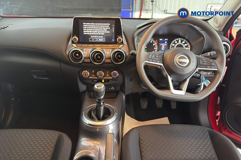 Nissan Juke Acenta Manual Petrol SUV - Stock Number (1644612) - 1st supplementary image