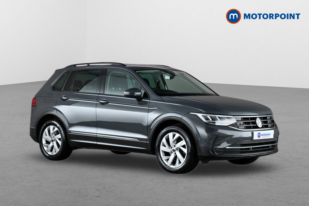 Volkswagen Tiguan Life Manual Petrol SUV - Stock Number (1644615) - Drivers side front corner