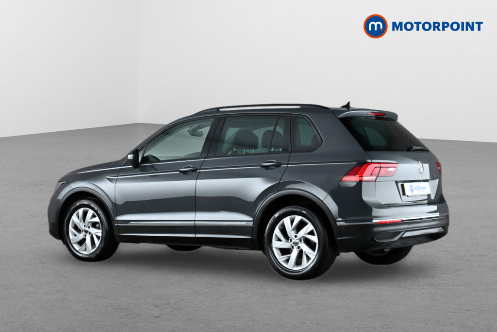 Volkswagen Tiguan Life Manual Petrol SUV - Stock Number (1644615) - Passenger side rear corner