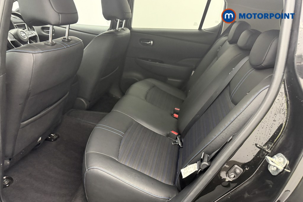Nissan Leaf N-Connecta Automatic Electric Hatchback - Stock Number (1644873) - 4th supplementary image
