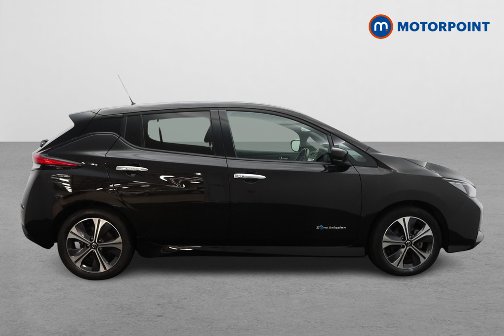 Nissan Leaf N-Connecta Automatic Electric Hatchback - Stock Number (1644873) - Drivers side