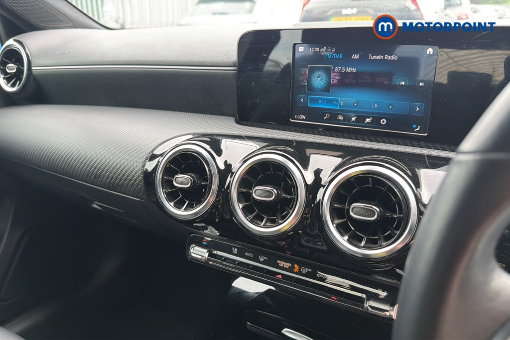 Mercedes-Benz A Class SE Automatic Petrol Hatchback - Stock Number (1645146) - 8th supplementary image