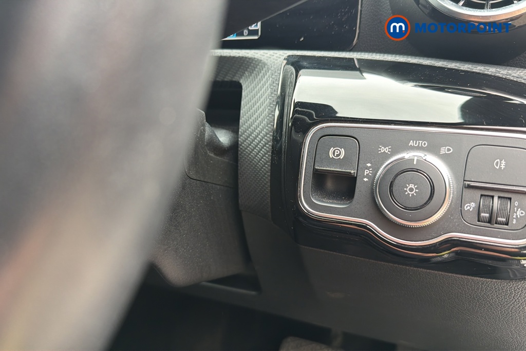 Mercedes-Benz A Class SE Automatic Petrol Hatchback - Stock Number (1645146) - 11th supplementary image