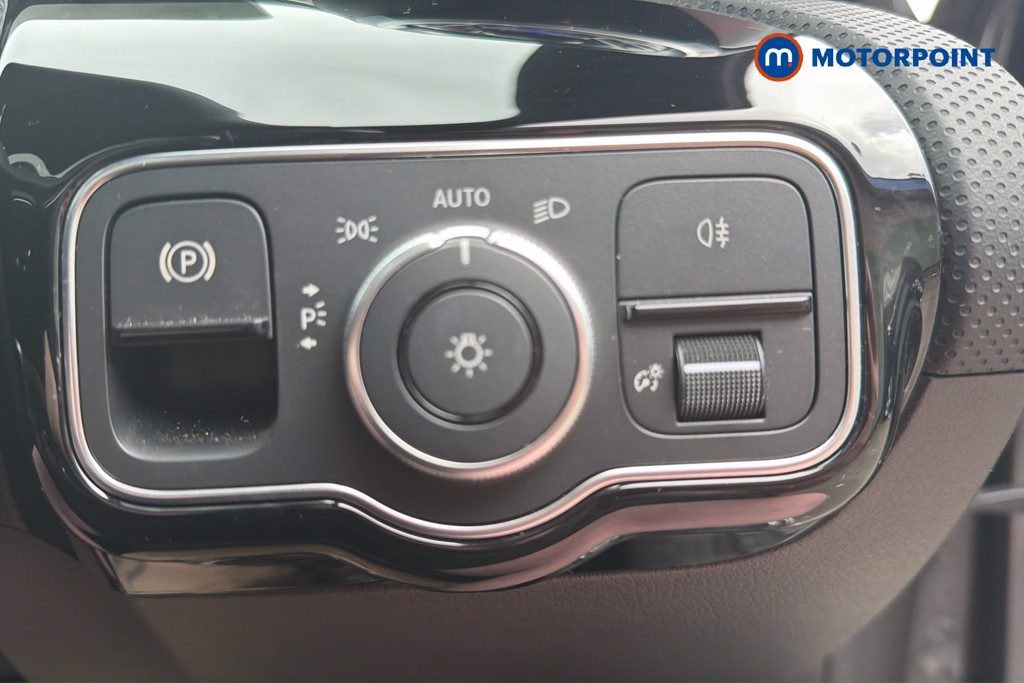 Mercedes-Benz A Class Premium Plus Edition Automatic Petrol Hatchback - Stock Number (1645287) - 18th supplementary image