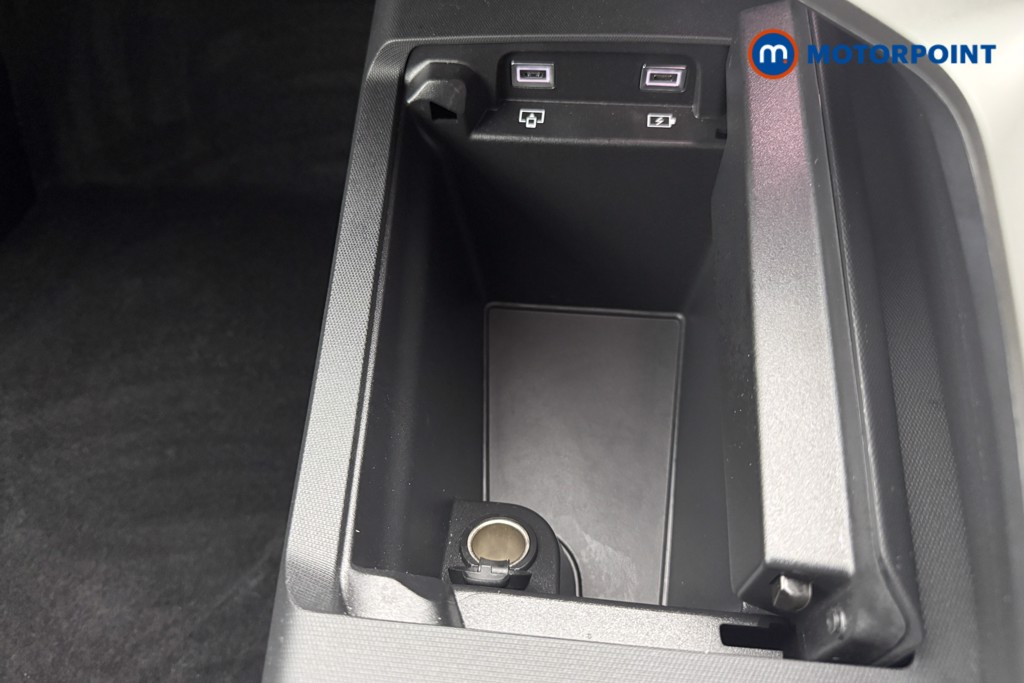 Peugeot 3008 GT Automatic Electric SUV - Stock Number (1645567) - 15th supplementary image