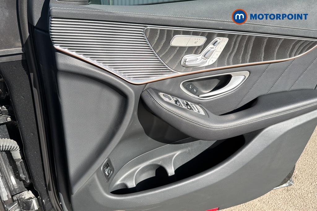 Mercedes-Benz EQC Amg Line Automatic Electric SUV - Stock Number (1645570) - 18th supplementary image