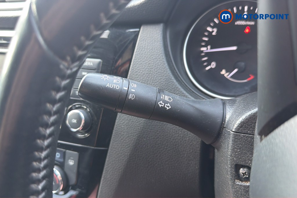 Nissan Qashqai Acenta Premium Manual Petrol SUV - Stock Number (1645670) - 18th supplementary image