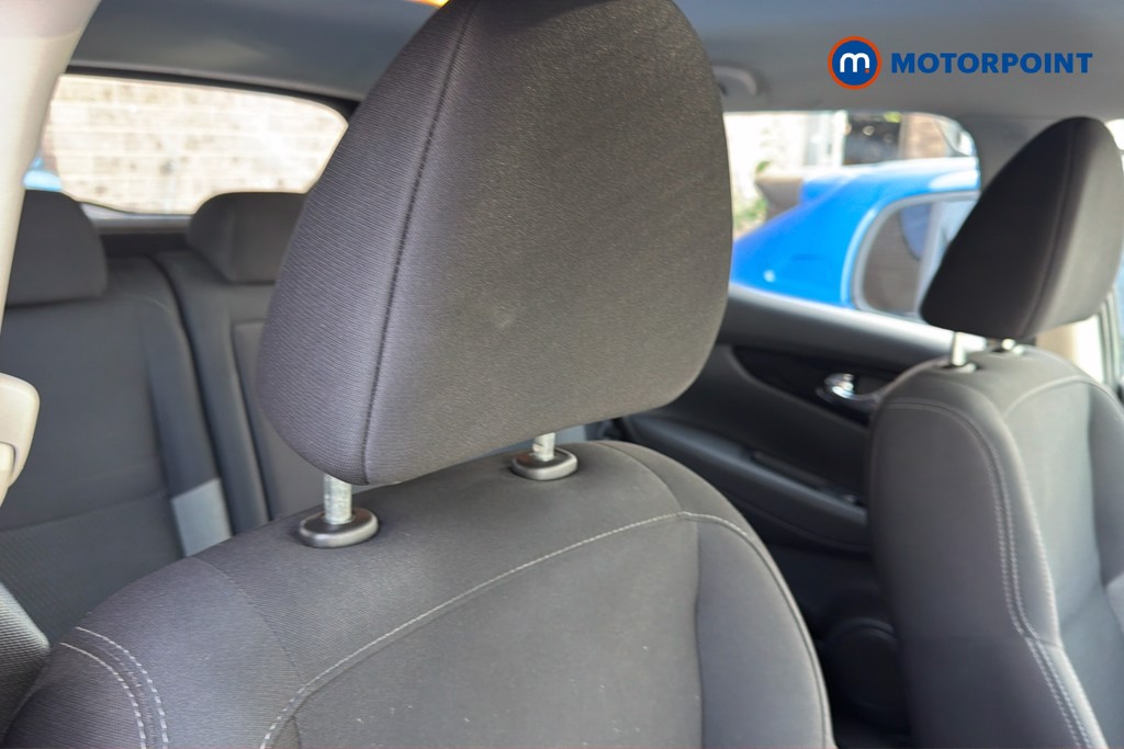 Nissan Qashqai Acenta Premium Manual Petrol SUV - Stock Number (1645670) - 23rd supplementary image