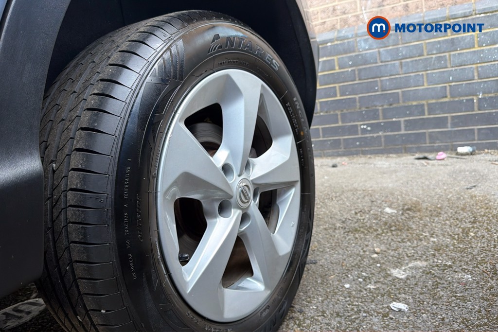 Nissan Qashqai Acenta Premium Manual Petrol SUV - Stock Number (1645670) - 48th supplementary image