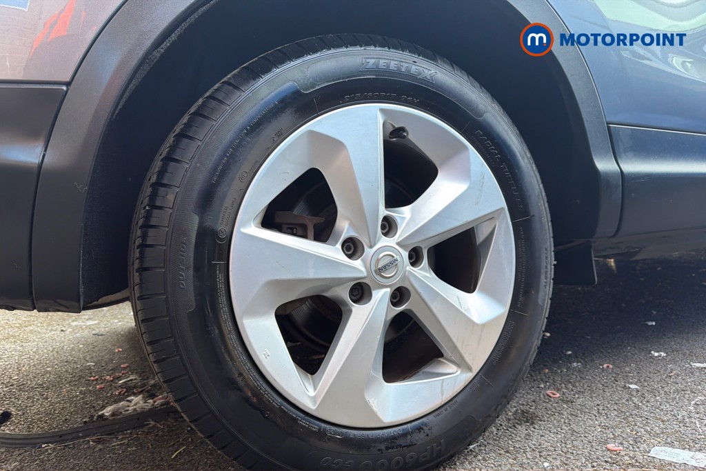 Nissan Qashqai Acenta Premium Manual Petrol SUV - Stock Number (1645670) - 49th supplementary image