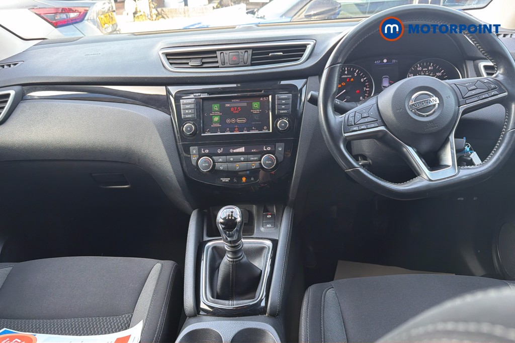 Nissan Qashqai Acenta Premium Manual Petrol SUV - Stock Number (1645670) - 1st supplementary image