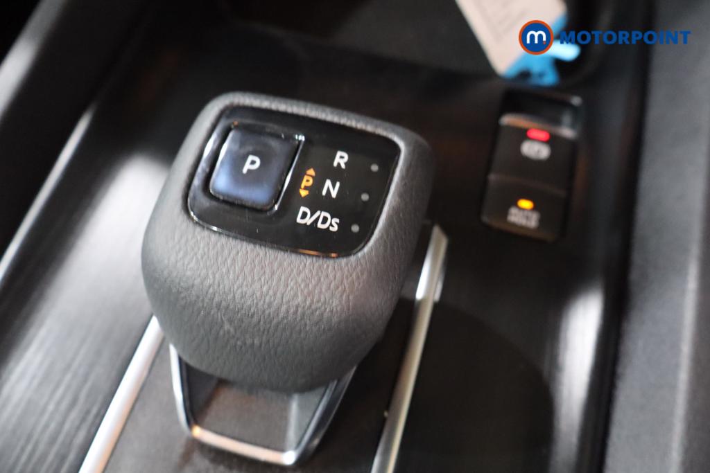 Nissan Qashqai Acenta Premium Automatic Petrol SUV - Stock Number (1646062) - 4th supplementary image