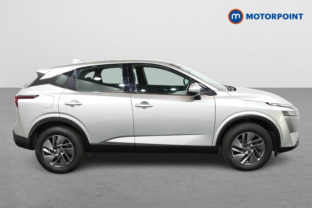 Nissan Qashqai Acenta Premium Automatic Petrol SUV - Stock Number (1646062) - Drivers side