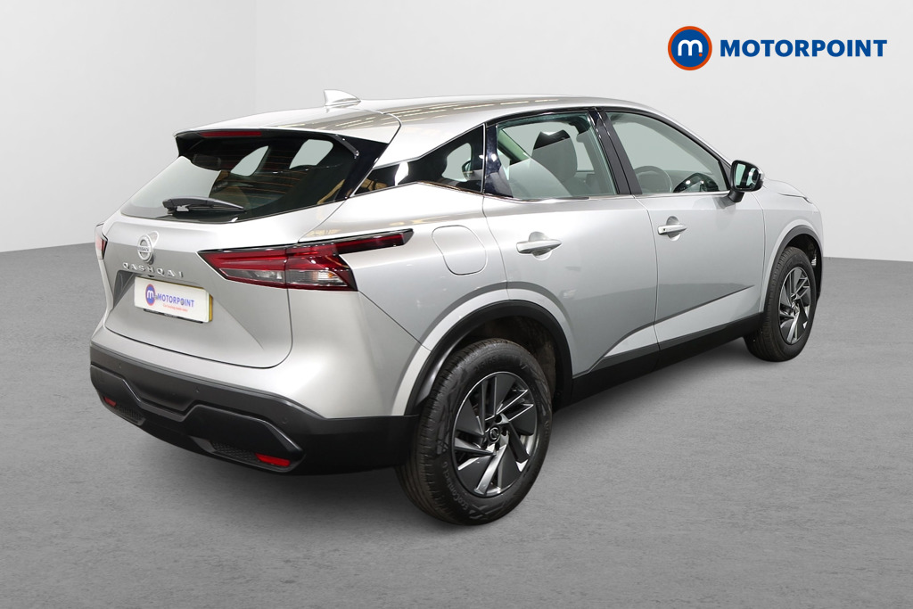 Nissan Qashqai Acenta Premium Automatic Petrol SUV - Stock Number (1646062) - Drivers side rear corner
