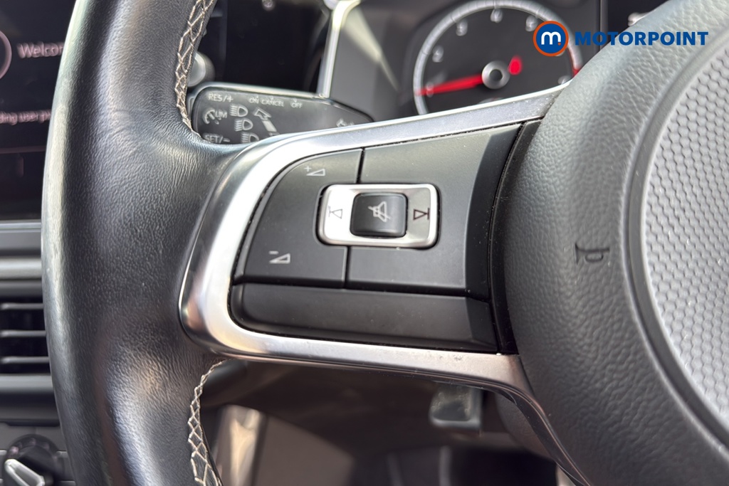 Volkswagen Polo R-Line Automatic Petrol Hatchback - Stock Number (1646572) - 4th supplementary image