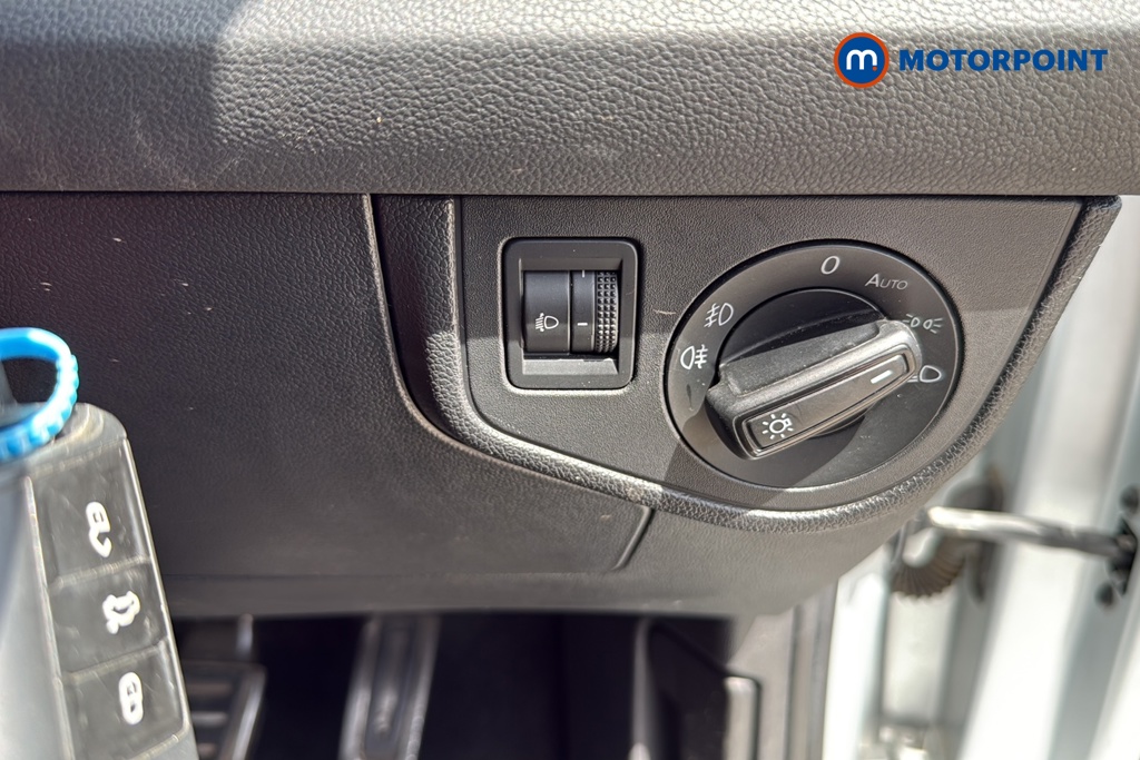 Volkswagen Polo R-Line Automatic Petrol Hatchback - Stock Number (1646572) - 10th supplementary image