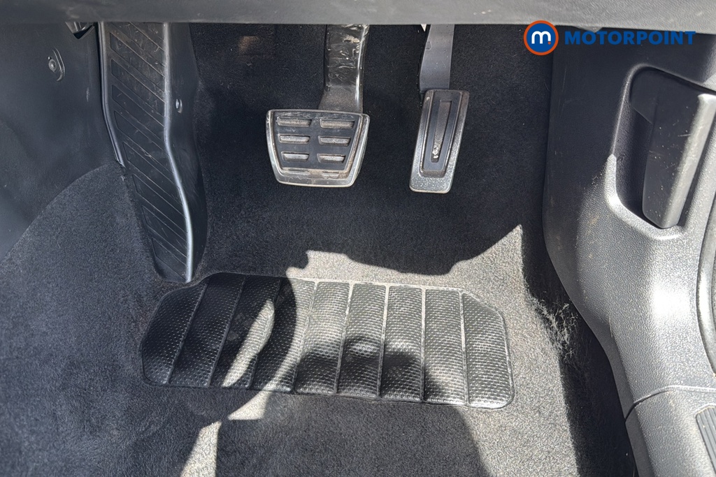Volkswagen Polo R-Line Automatic Petrol Hatchback - Stock Number (1646572) - 24th supplementary image