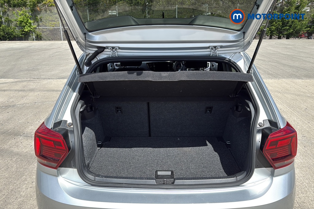 Volkswagen Polo R-Line Automatic Petrol Hatchback - Stock Number (1646572) - 30th supplementary image
