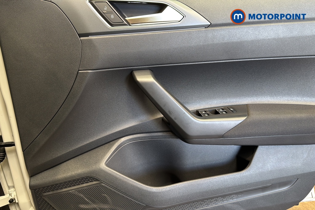 Volkswagen Polo R-Line Automatic Petrol Hatchback - Stock Number (1646651) - 18th supplementary image