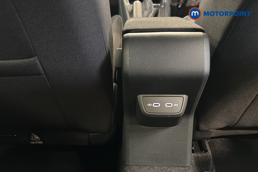 Volkswagen Polo R-Line Automatic Petrol Hatchback - Stock Number (1646651) - 28th supplementary image