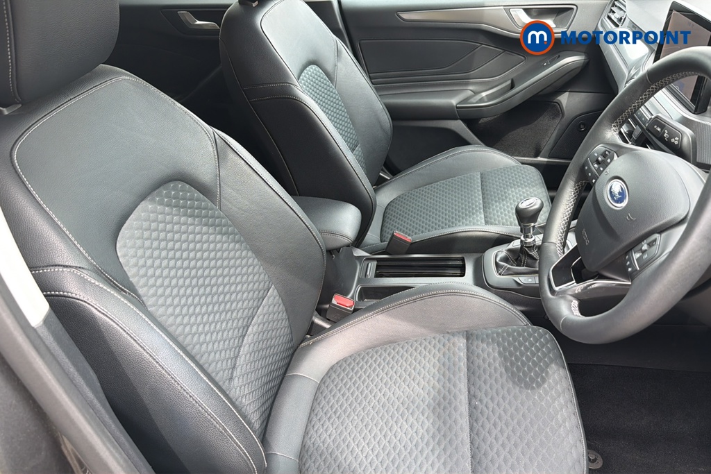 Ford Focus Titanium X Manual Petrol Hatchback - Stock Number (1646784) - 22nd supplementary image