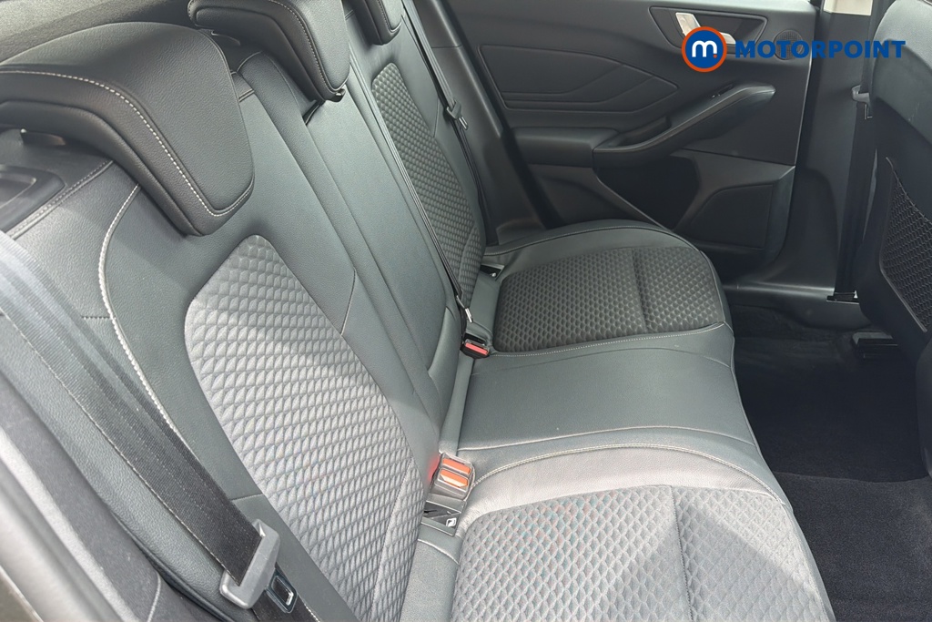 Ford Focus Titanium X Manual Petrol Hatchback - Stock Number (1646784) - 25th supplementary image