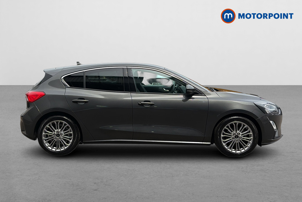 Ford Focus Titanium X Manual Petrol Hatchback - Stock Number (1646784) - Passenger side