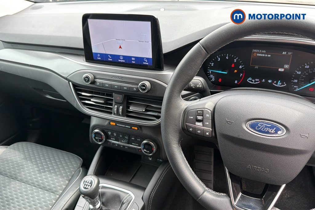 Ford Focus Titanium X Manual Petrol Hatchback - Stock Number (1646784) - 1st supplementary image