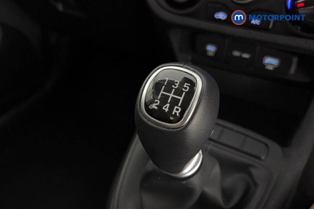 Hyundai I10 Advance Manual Petrol Hatchback - Stock Number (1646998) - 15th supplementary image