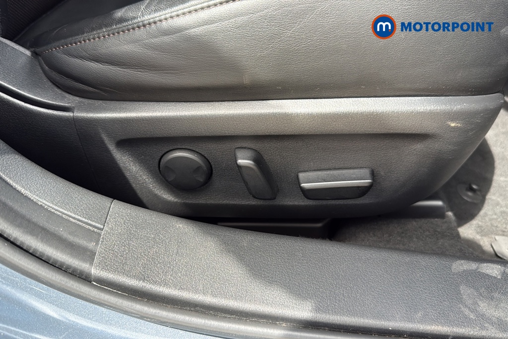 Mazda 3 Gt Sport Tech Manual Petrol Hatchback - Stock Number (1647485) - 23rd supplementary image
