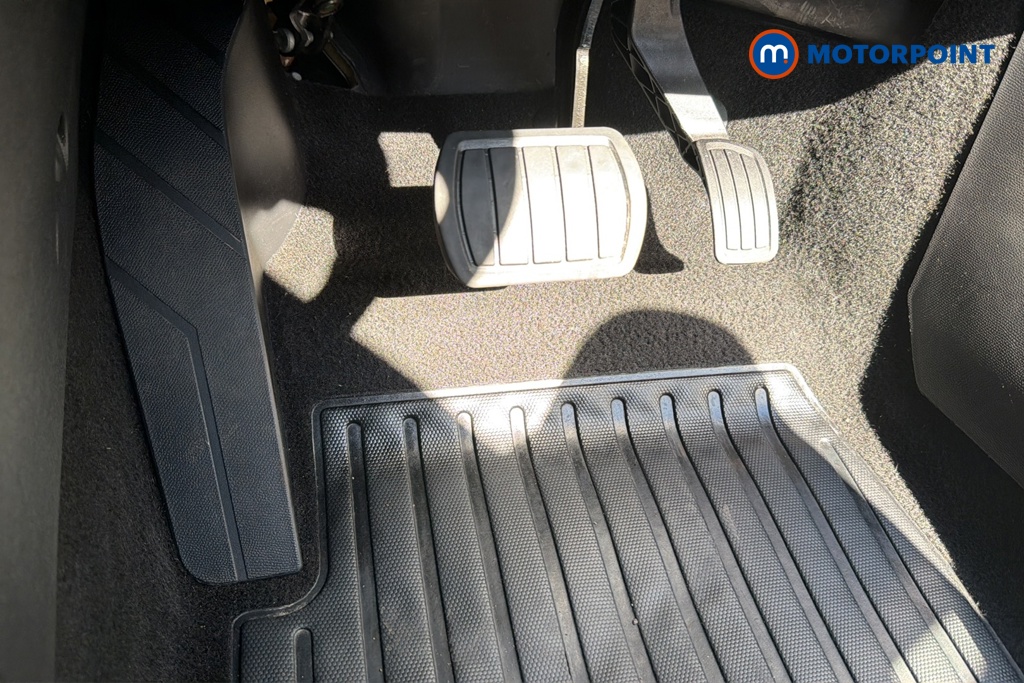 Peugeot 2008 Allure Automatic Petrol SUV - Stock Number (1647563) - 24th supplementary image